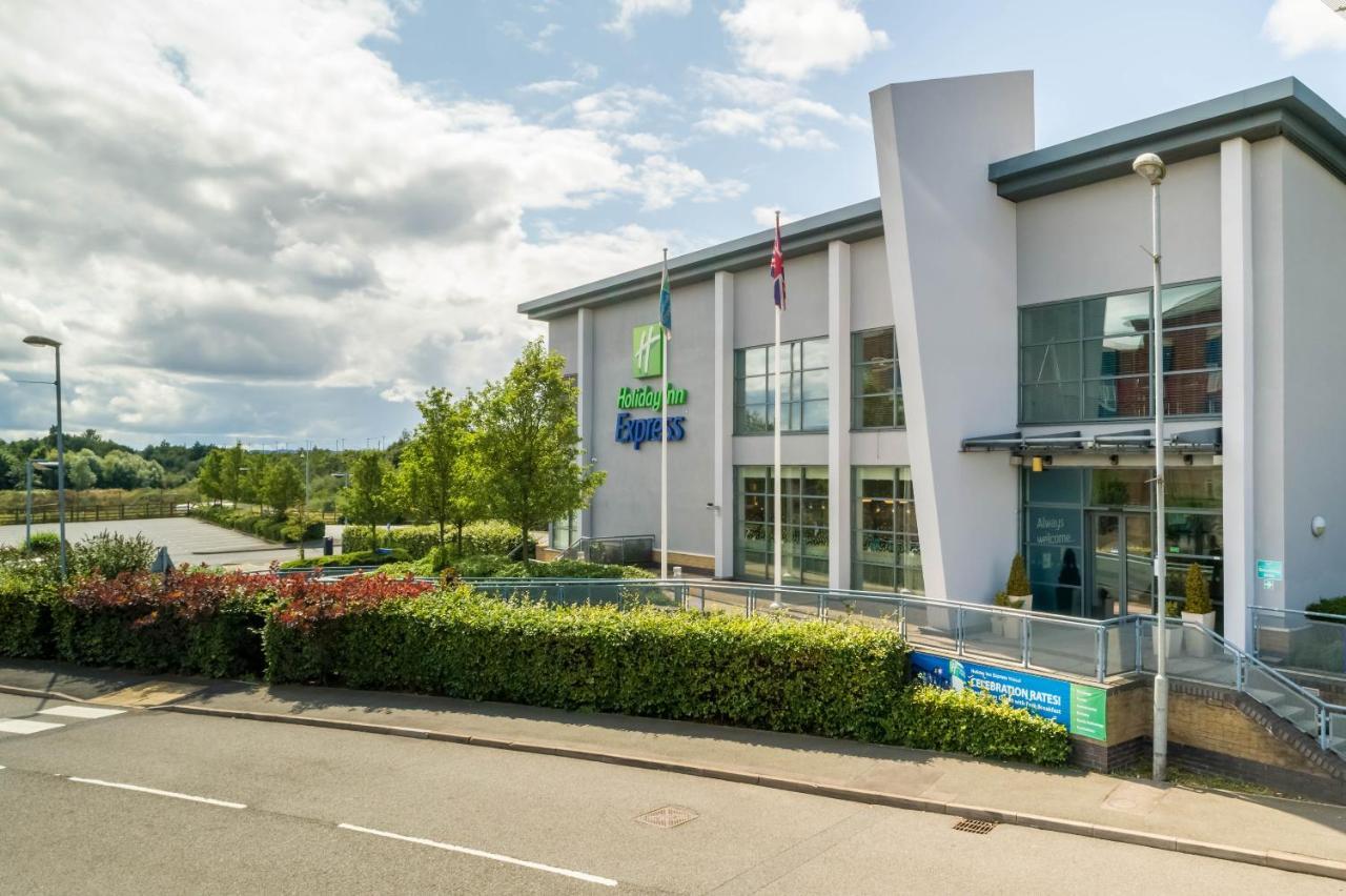 Holiday Inn Express Walsall M6, J10 By Ihg Exteriér fotografie