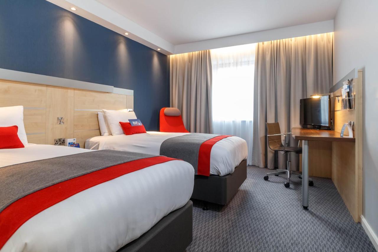 Holiday Inn Express Walsall M6, J10 By Ihg Exteriér fotografie