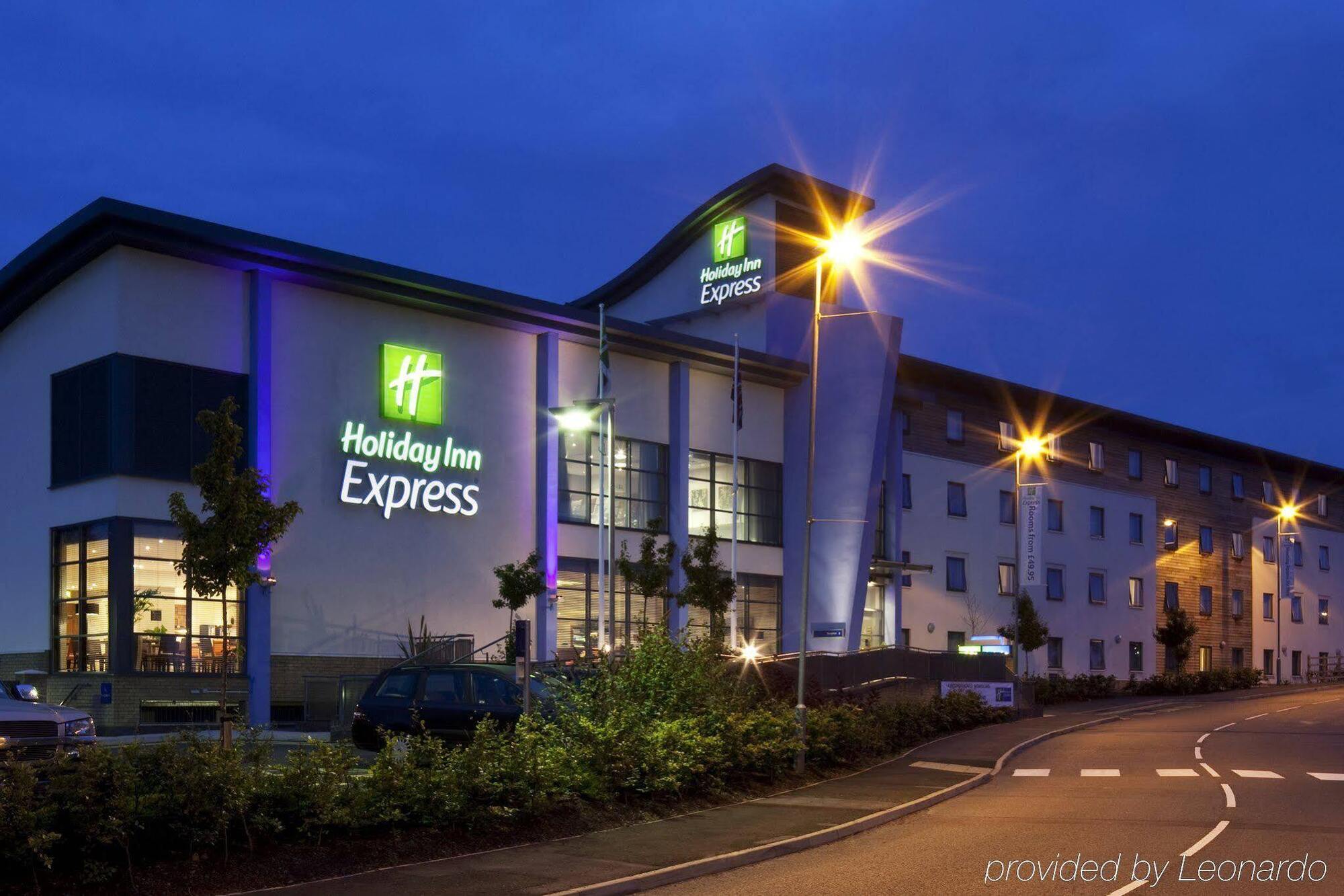 Holiday Inn Express Walsall M6, J10 By Ihg Exteriér fotografie