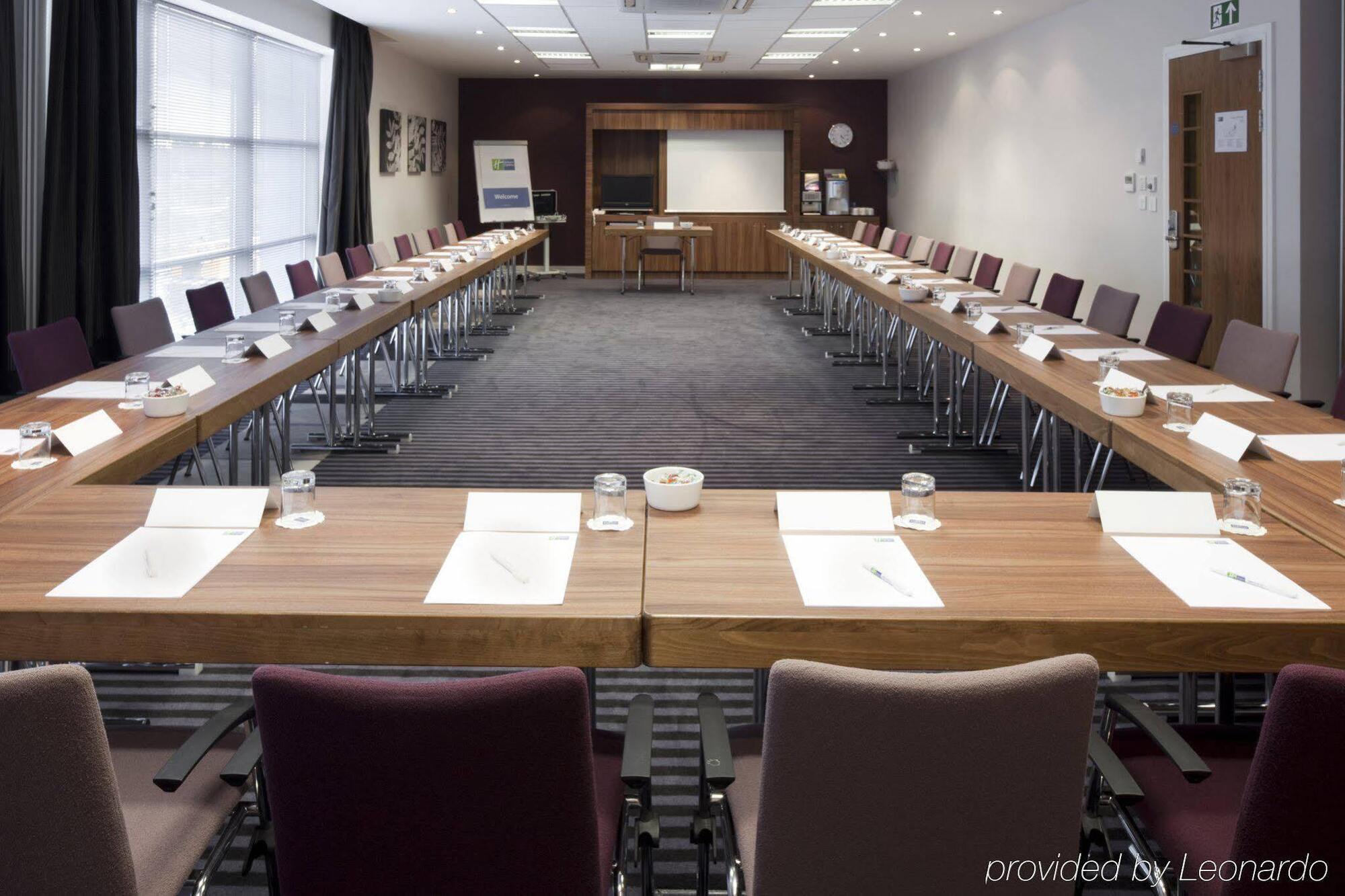 Holiday Inn Express Walsall M6, J10 By Ihg Exteriér fotografie
